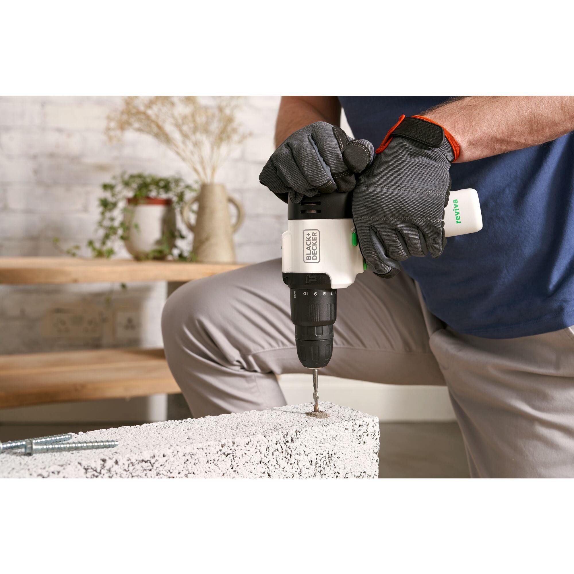 reviva™ 12V MAX* Cordless Hammer Drill