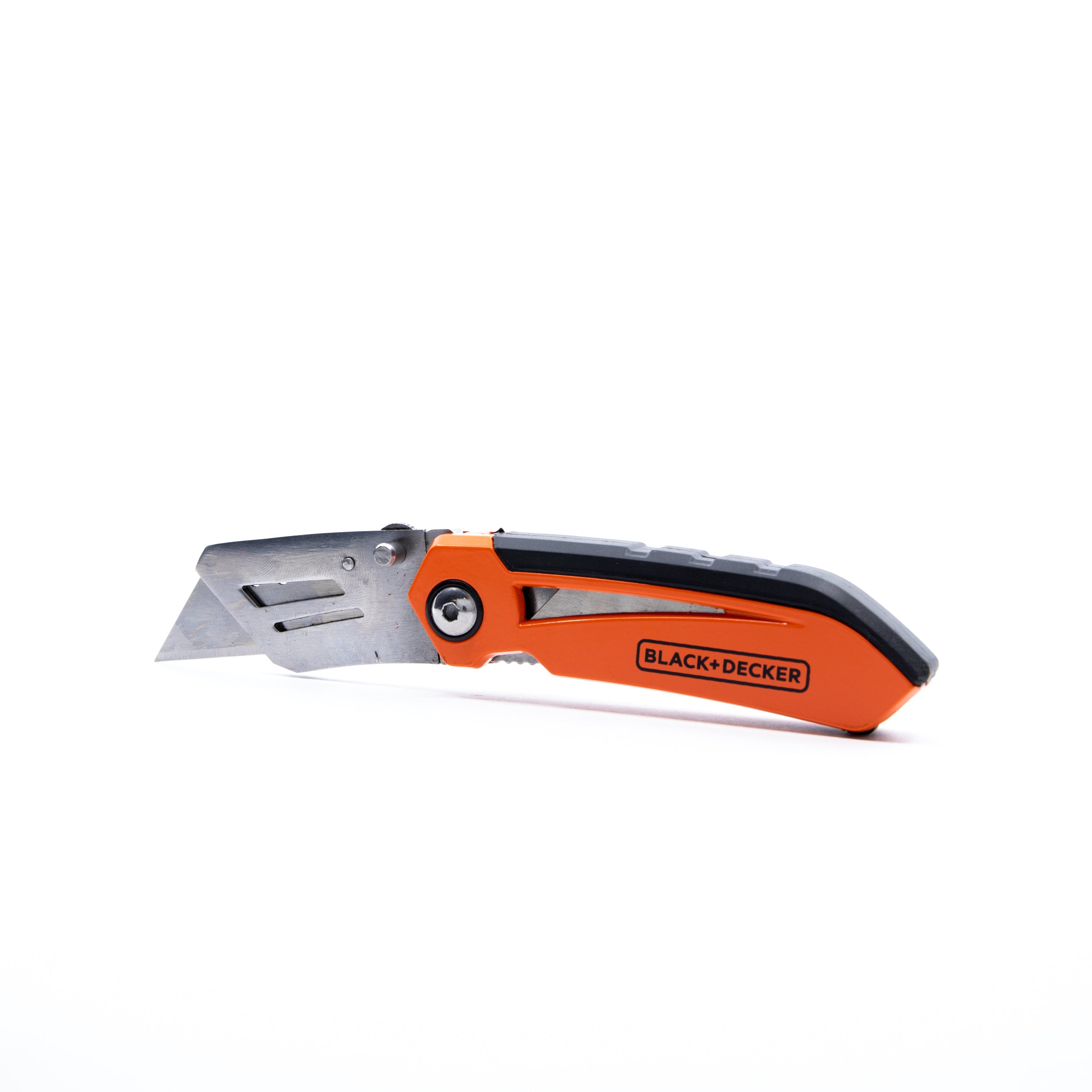 Utility Knife With Blade Storage