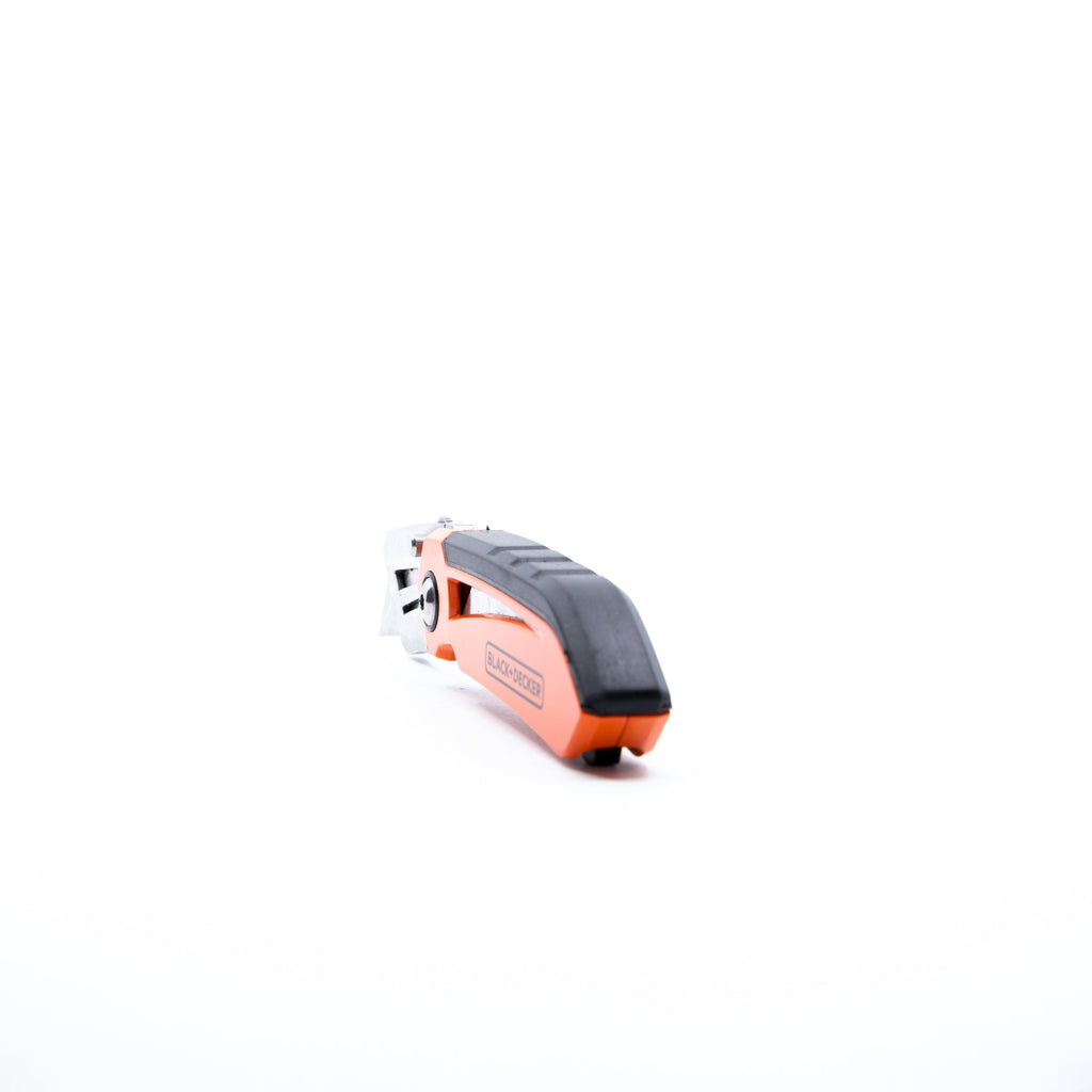 Utility Knife With Blade Storage
