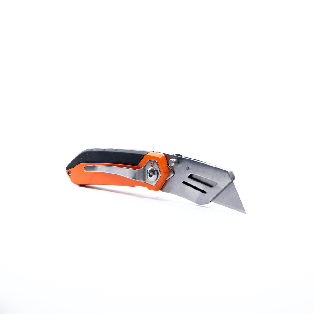 Utility Knife With Blade Storage