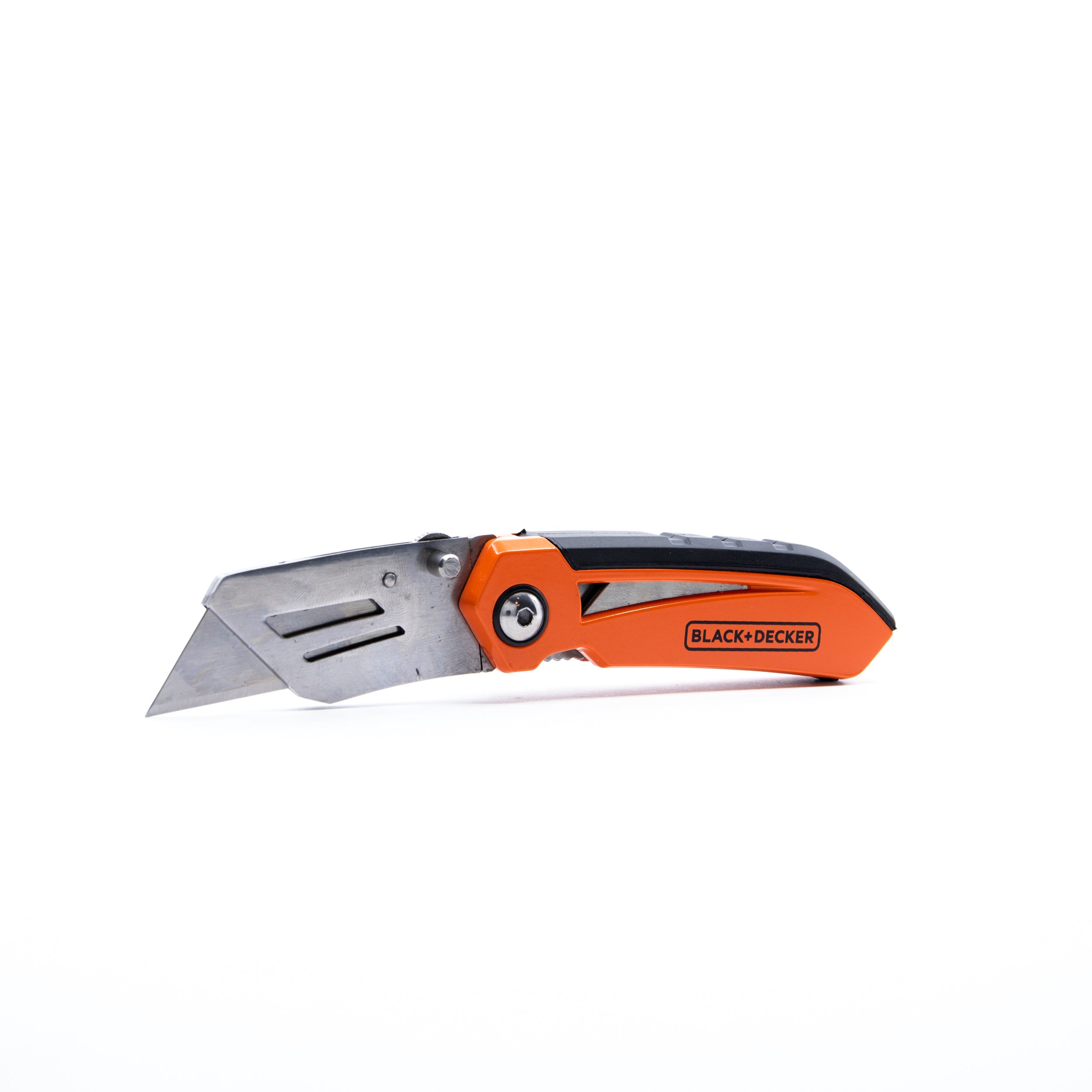 Utility Knife With Blade Storage