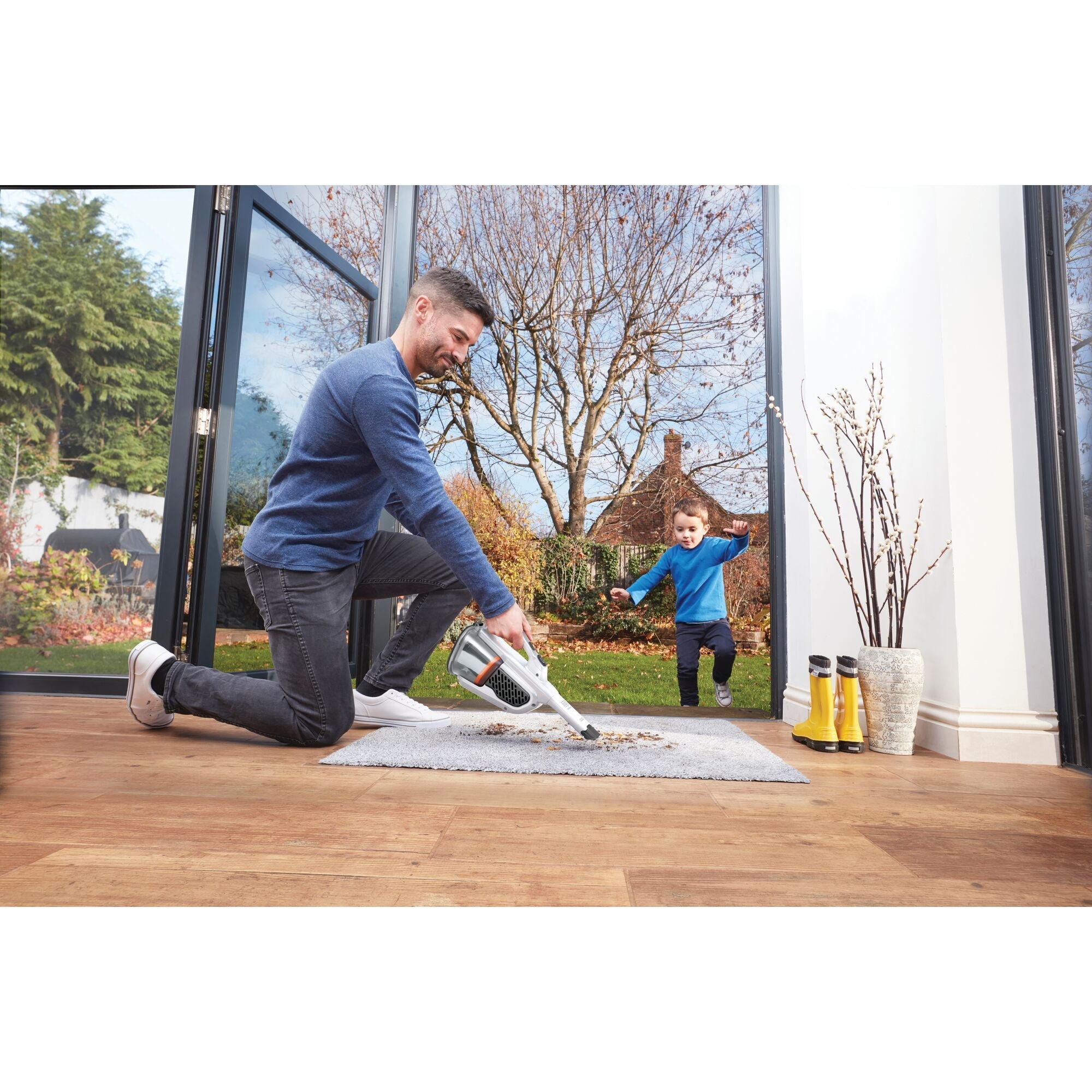 dustbuster® Advancedclean Cordless Hand Vacuum