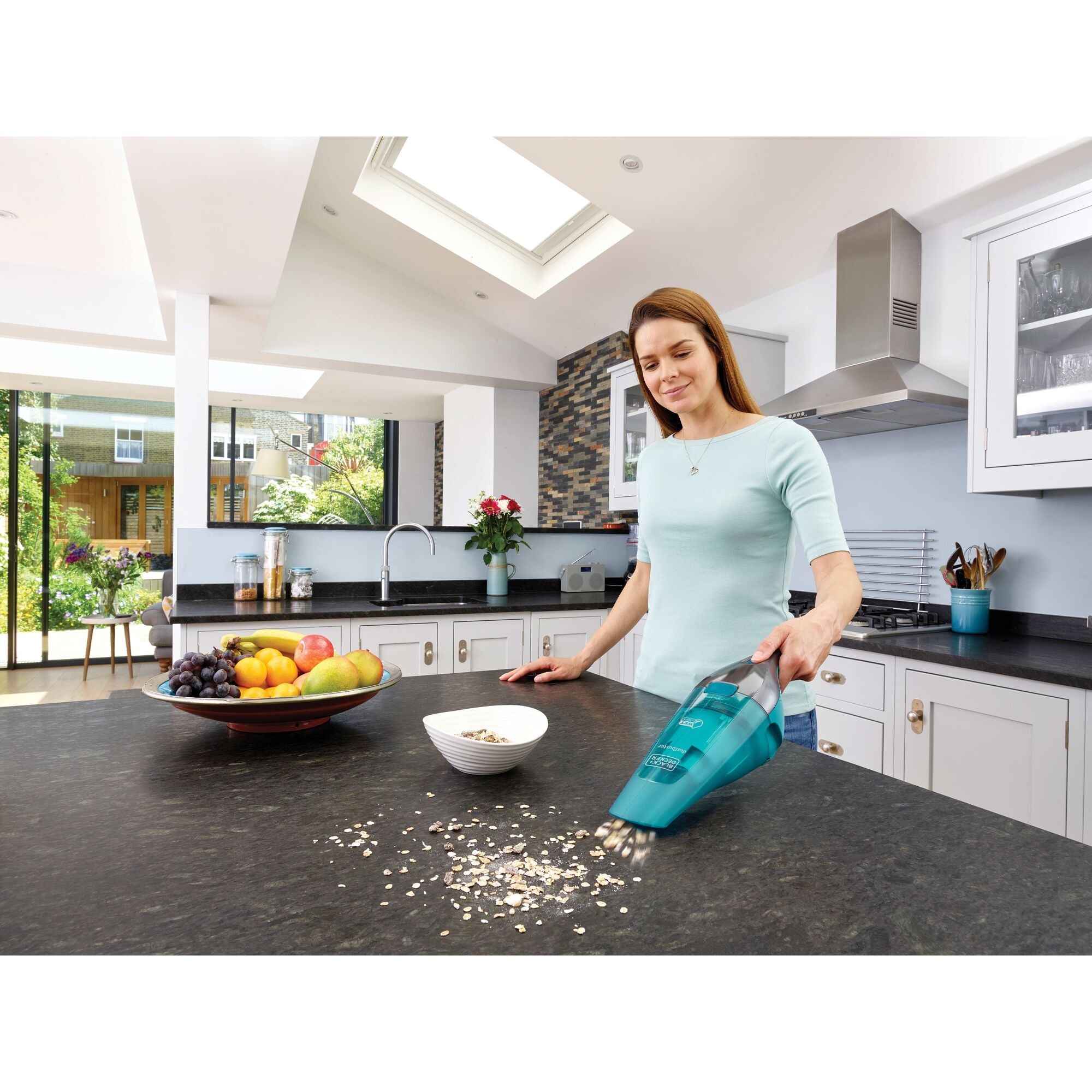 dustbuster® Quickclean Cordless Wet/Dry Handheld Vacuum, Turquoise